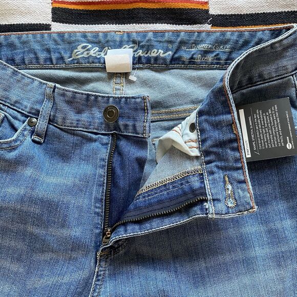 NWT Eddie Bauer Stay Shape Slightly Curvy Straight Denim Jeans. Size 8. - Picture 11 of 12